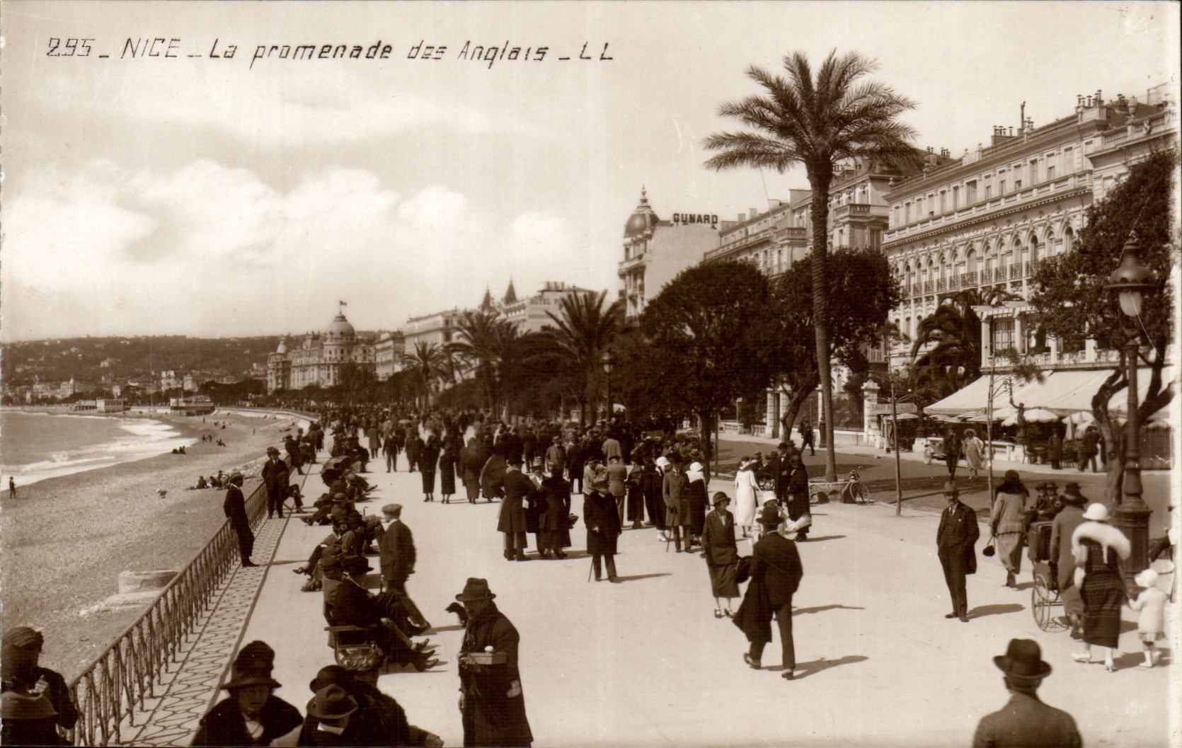 Nice - La Promenade des Anglais - CPA 
