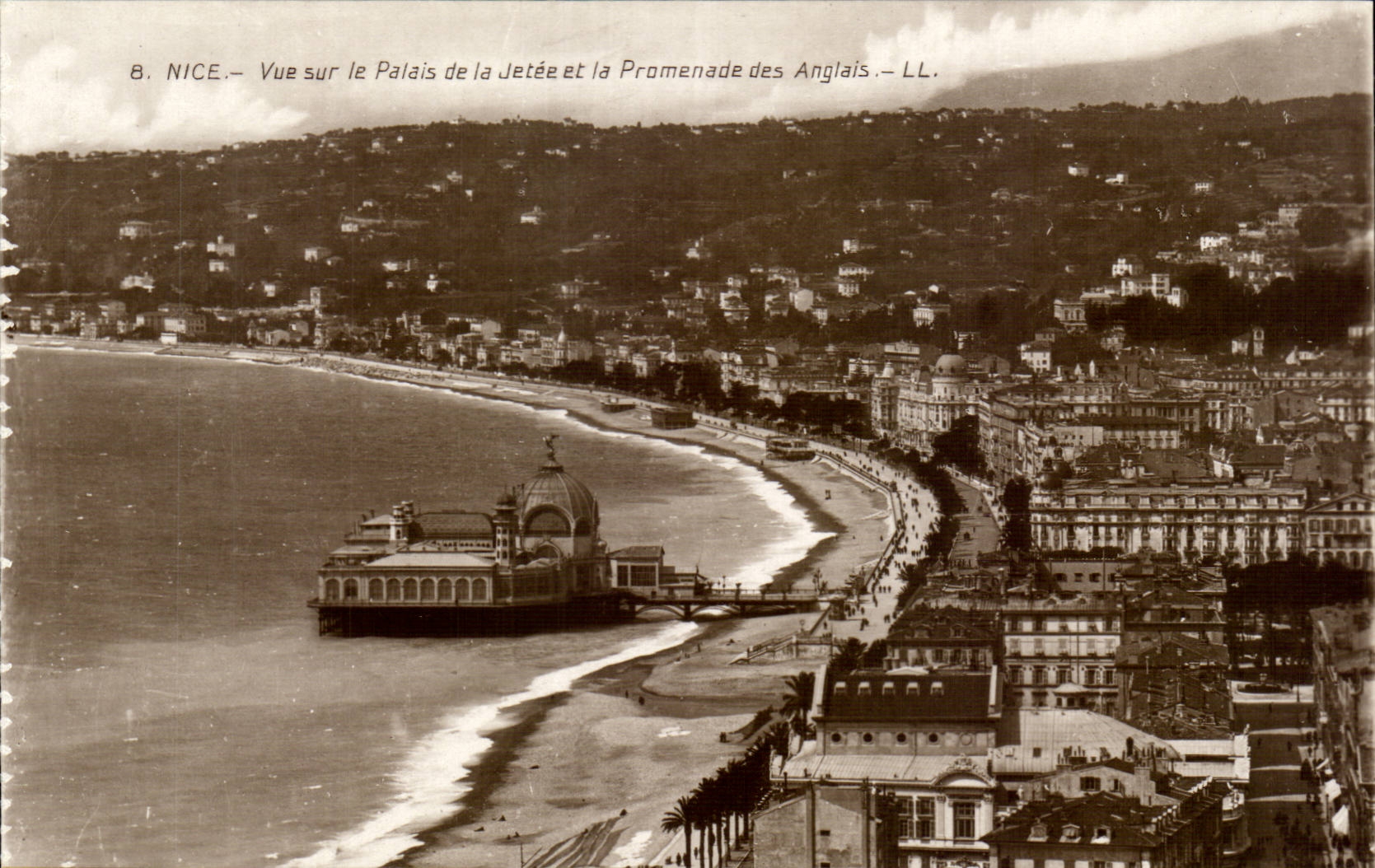 Nice - La Promenade des Anglais La Promenade des Anglais et le Palais de la Jetee - CPA 