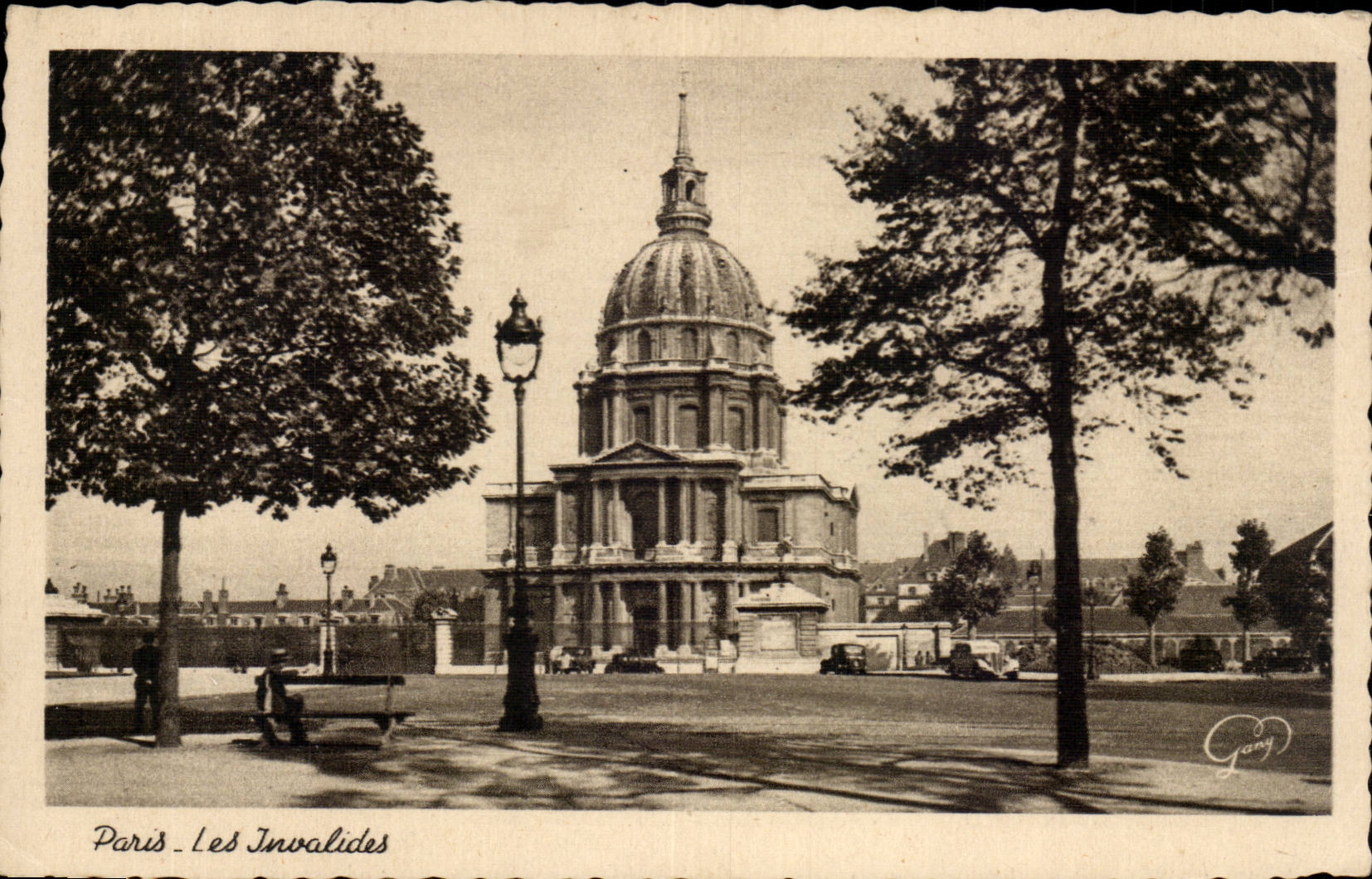 Paris - 7 - Les Invalides CPA 
