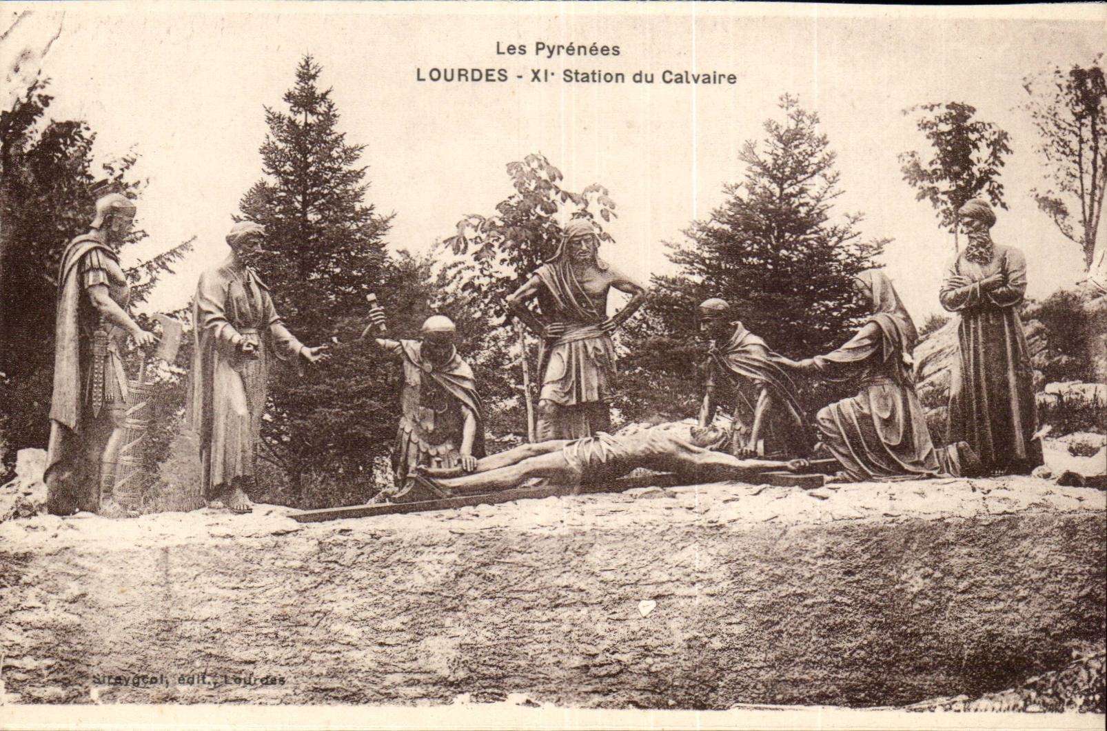 Lourdes - XI Station du Calvaire CPA 