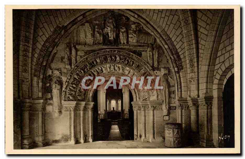 Loches - Le Chateau - Porte de la Collegiale Saint Ours - CPA 