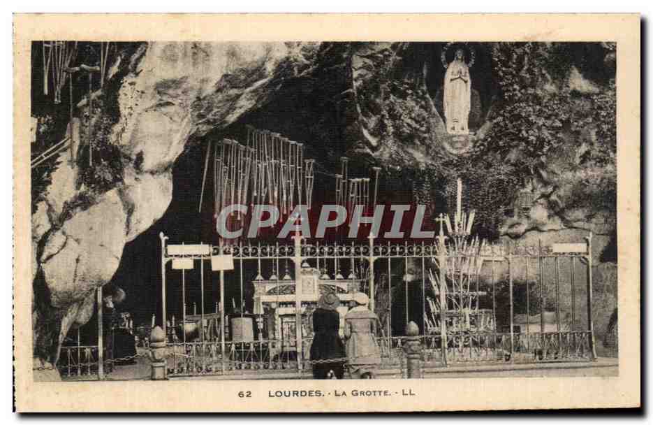 Lourdes - La Grotte - CPA 