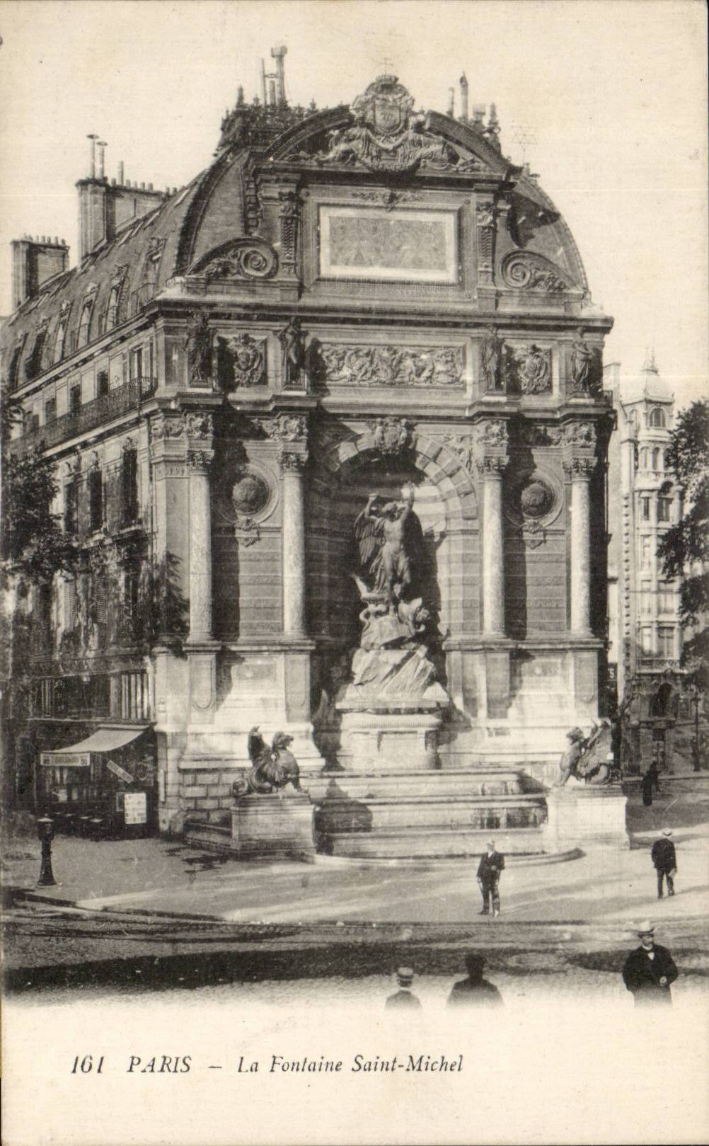 Paris CPA La Fontaine St Michel