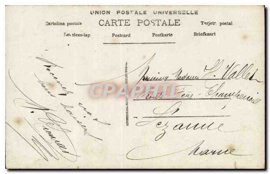 CPA Fantaisie Femme Joyeuses Paques poules — Verso