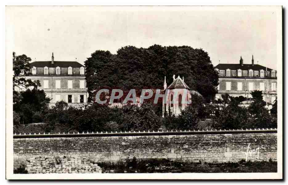 Nevers CPM Couvent de St Gildard et tombeau de Ste Bernadette