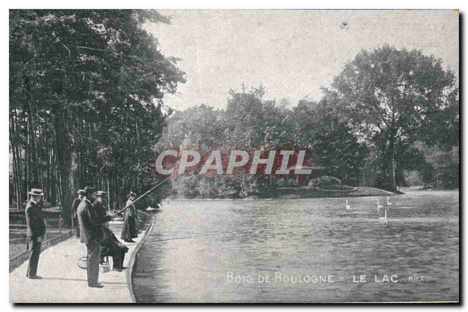 Paris CPA Bois de Vincennes le lac Daumesnil (pecheur)