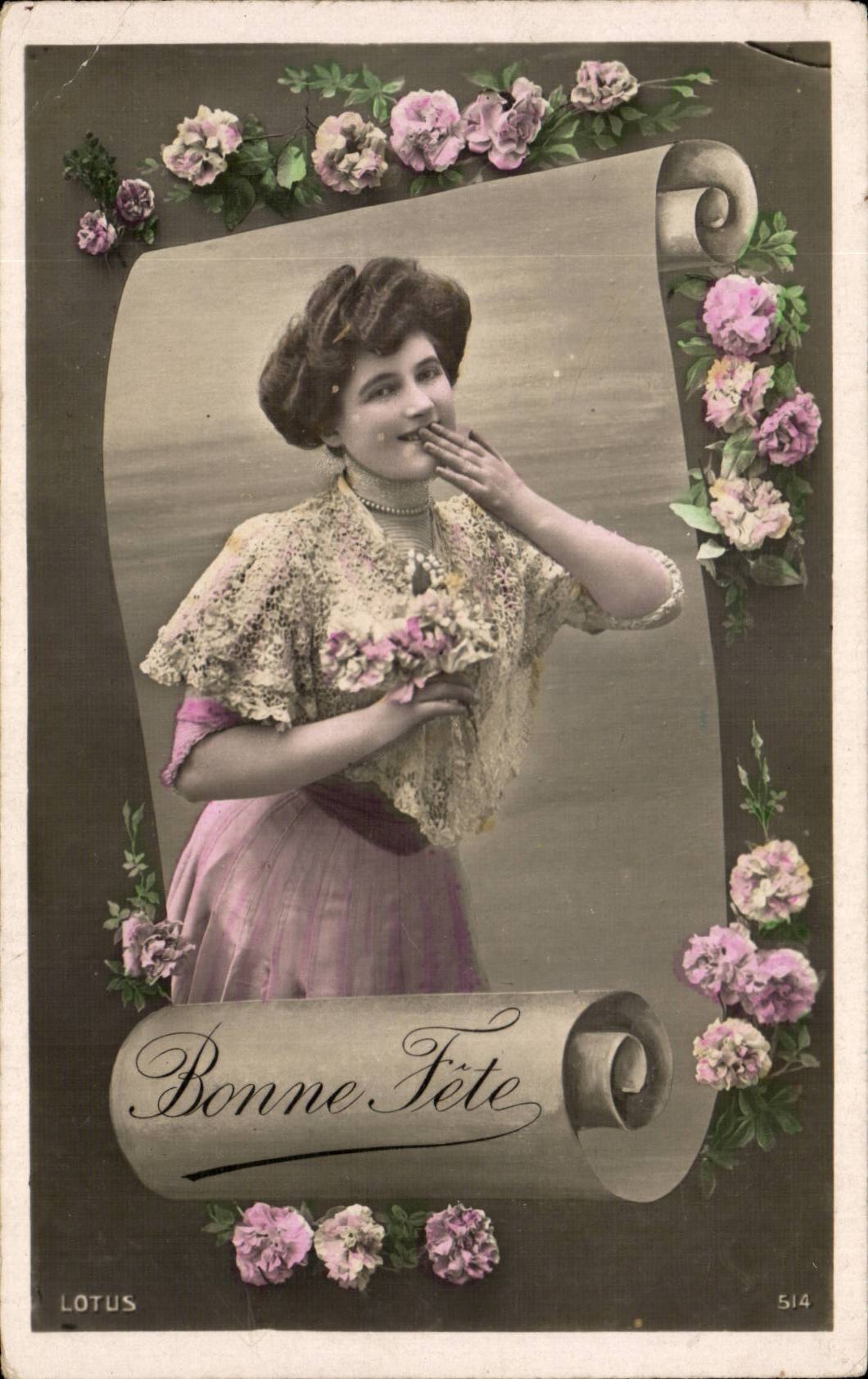 Donna in abito rosa — cartolina di auguri — LOTUS n°514