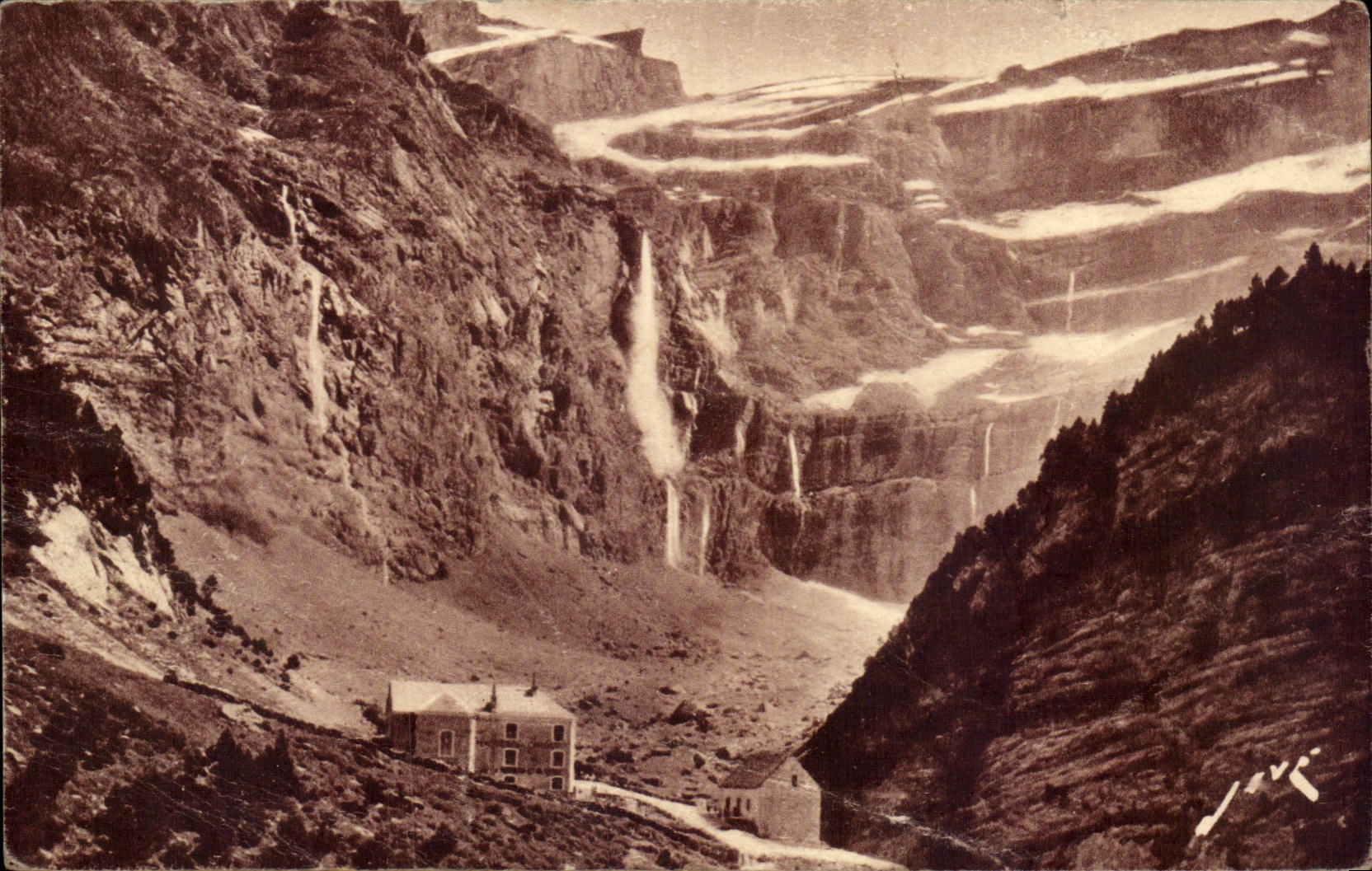 Gavarnie — Le Cirque et ses Cascades — Éditions Jové, Pau (B.P.)
