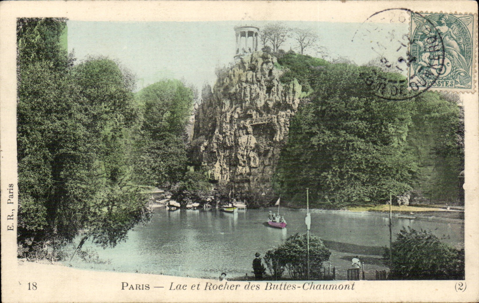 CPA Paris Lac du rocher des Buttes chaumont