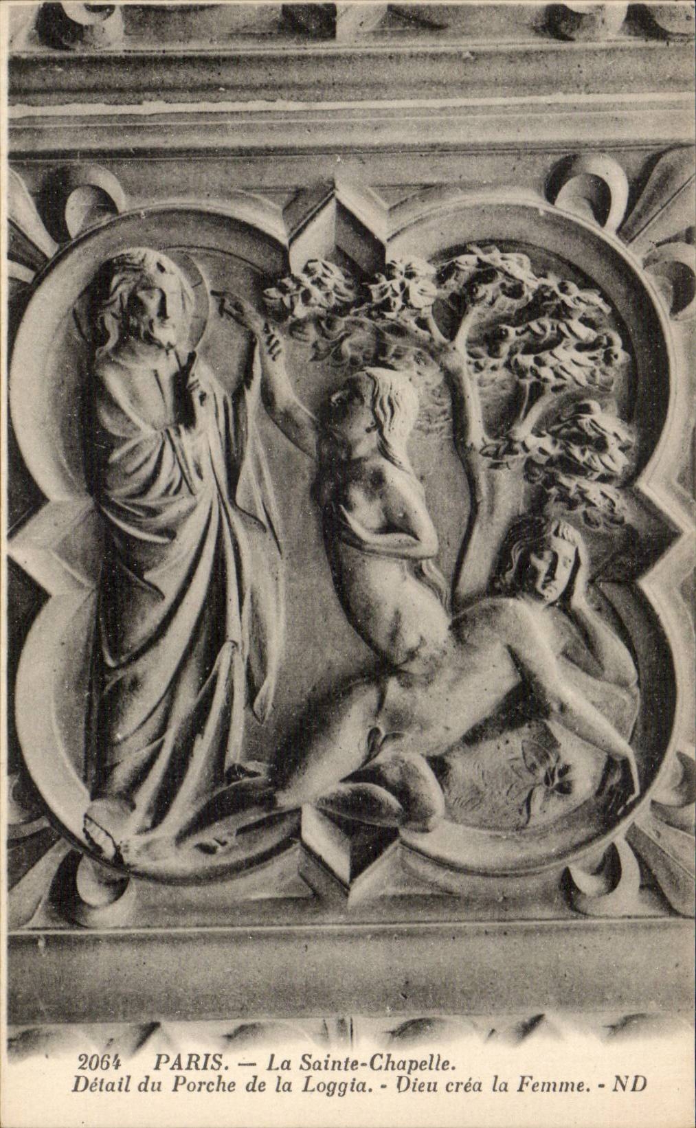 CPA Paris La Sainte Chapelle Detail du porche de la Loggia Dieu crea la femme Adam et Eve