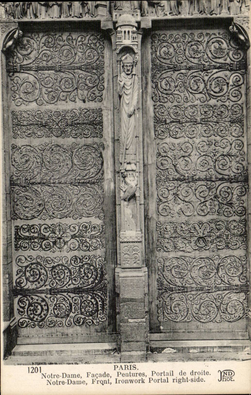CPA Paris Notre Dame Facade peintures Portail de droite 