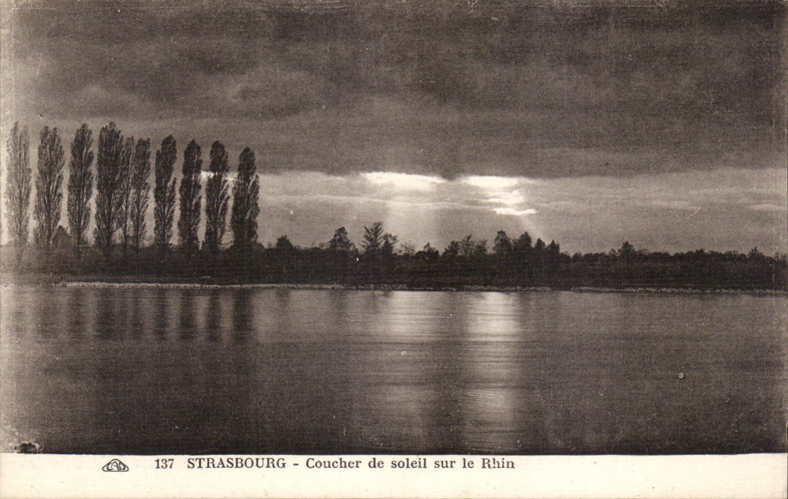 Strasbourg - Strassburg - Coucher de Soleil sur le Rhin - CPA 