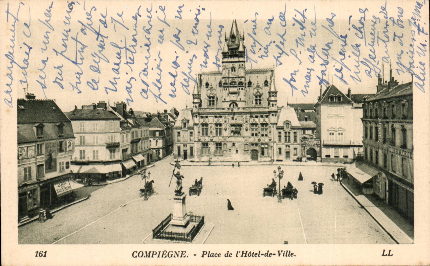 Compiegne - Place de l'Hotel de Ville CPA 