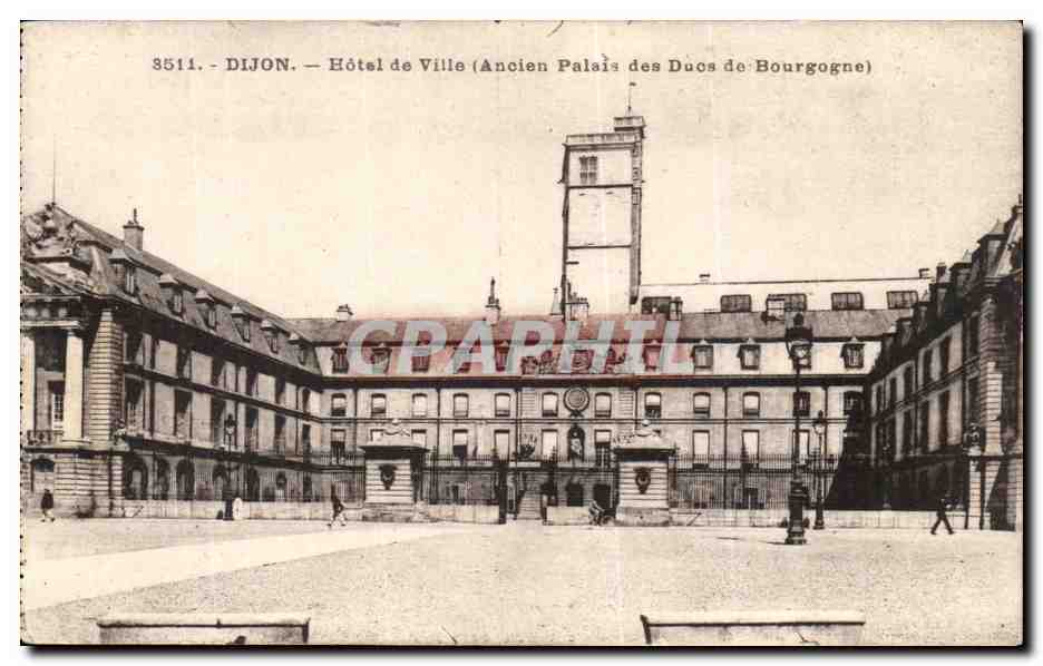 Dijon — Hôtel de Ville (Ancien Palais des Ducs de Bourgogne) — Graphil, n° 3511