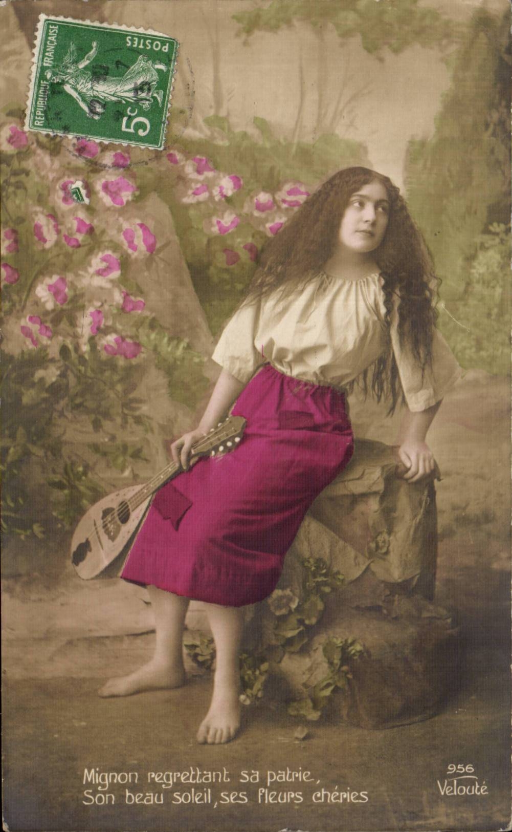 Junge Frau mit Mandoline — Mignon, der sein Vaterland, seine schöne Sonne, seine geliebten Blumen vermisst — Velouté Nr. 956