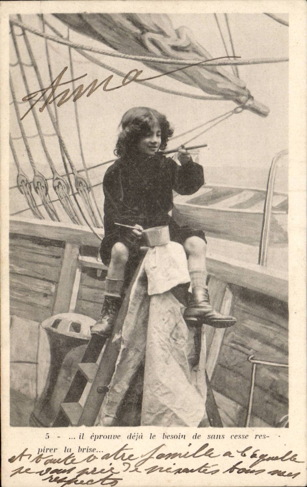 CPA Fantaisie Enfant Petit marin ( marine mer )