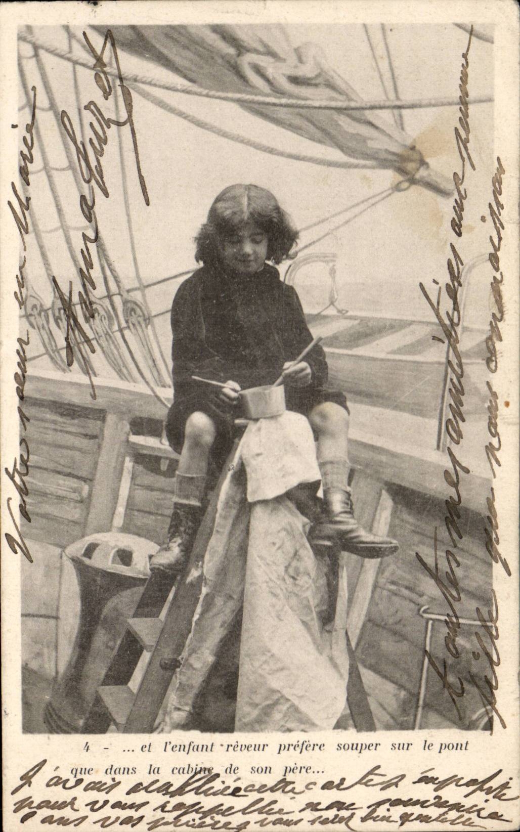 CPA Fantaisie Enfant Petit marin ( marine mer )