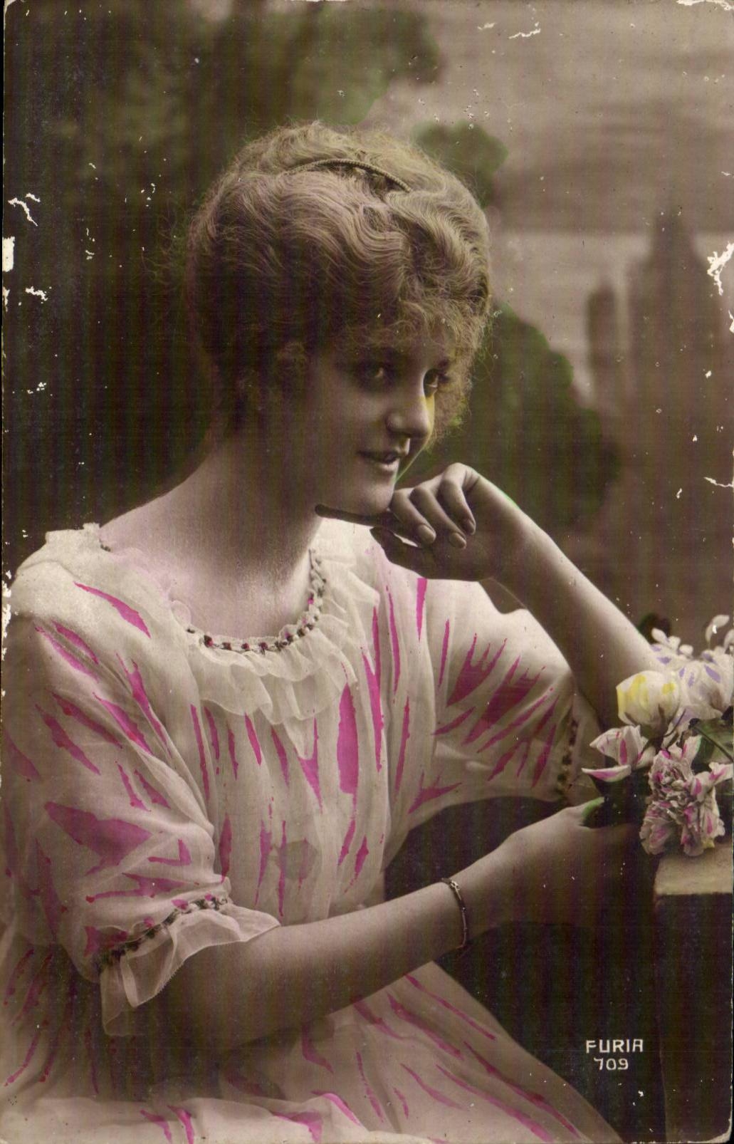 CPA Fantaisie Femme 