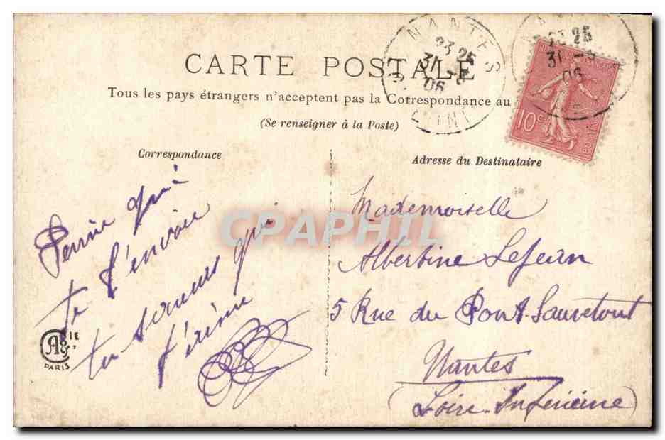 Due giovani donne in costume di carnovale — 1er APRILE — editore A.3. Paris — Verso