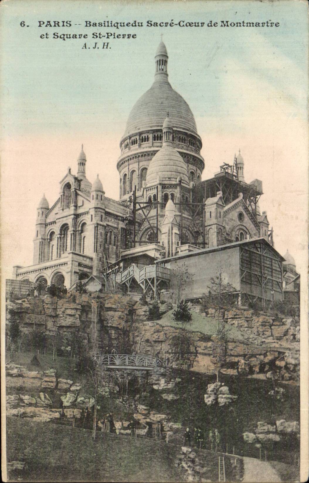 Paris CPA Basilique du Sacre Coeur de Montmartre et square St pierre
