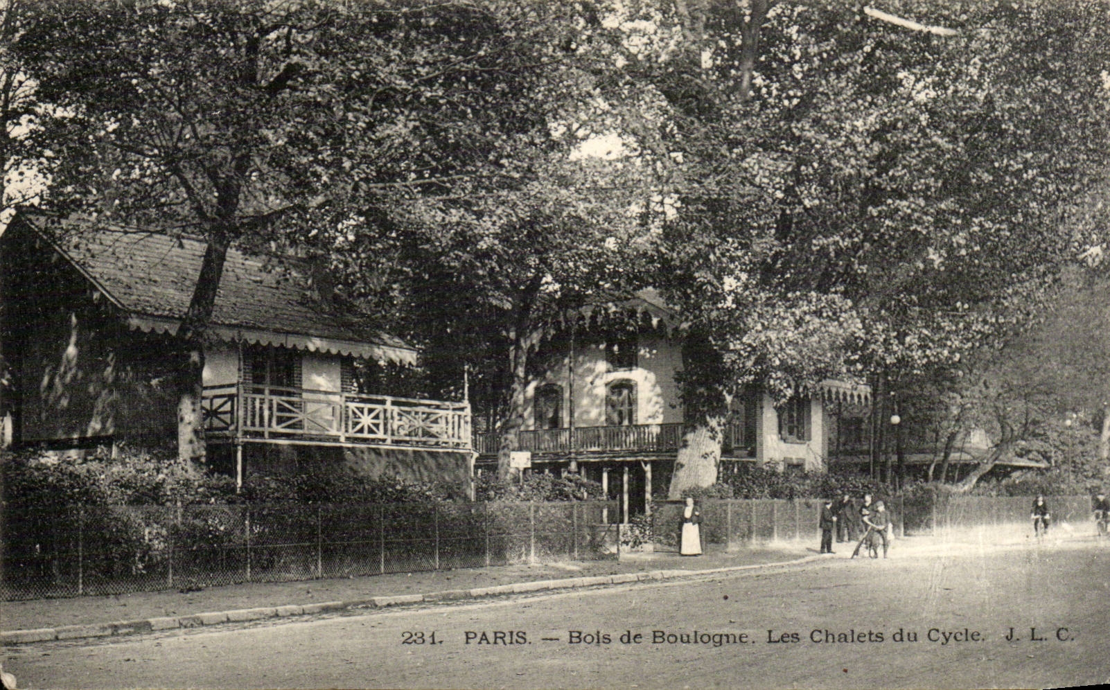 Paris CPA Bois de Boulogne Les chalets du cycle velo cycling
