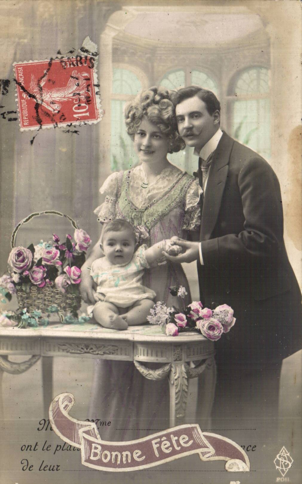 Famille — célébration — éditeur inconnu, n° de série non visible