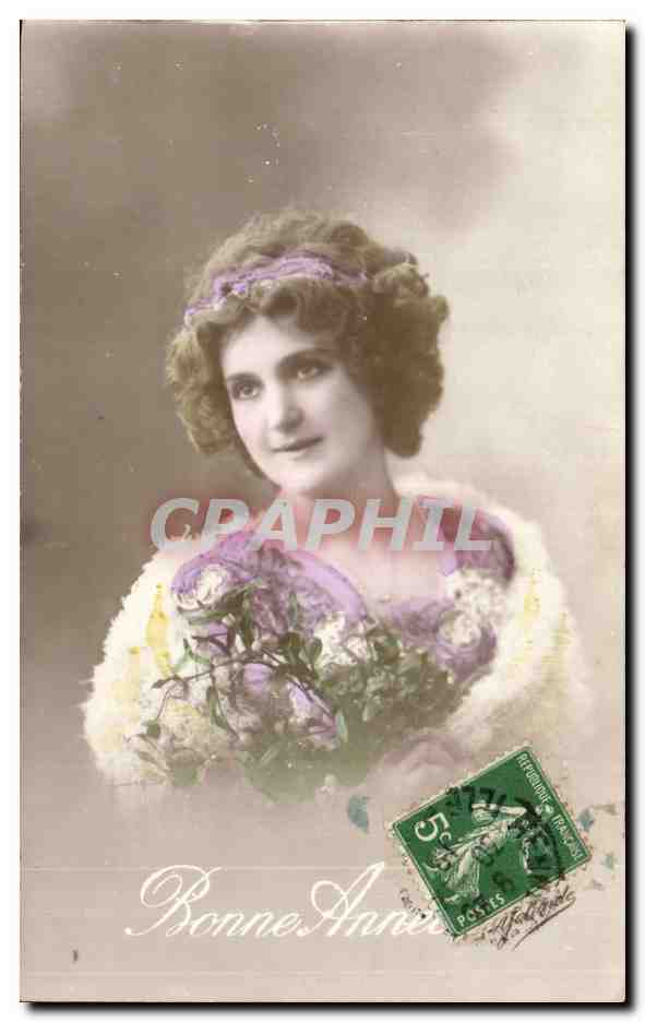 Jeune femme en robe violette — Bonne Année — éditeur anonyme, n° de série non visible