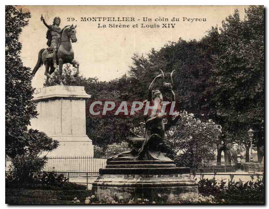 CPA Montpellier Un coin du peyrou La sirene et Louis XIV