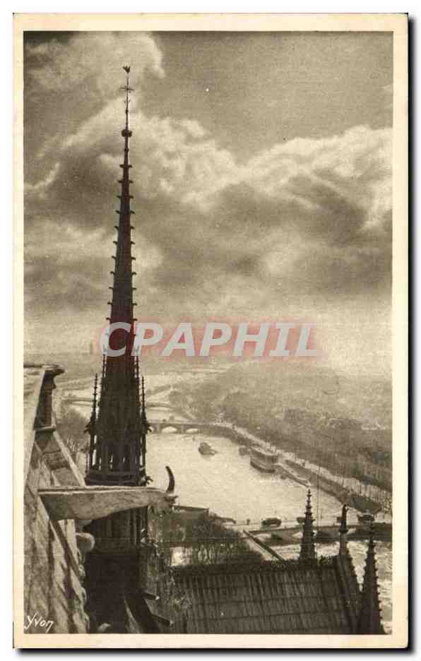 CPA Paris Vue panoramique prise du haut des Tours de Notre Dame 