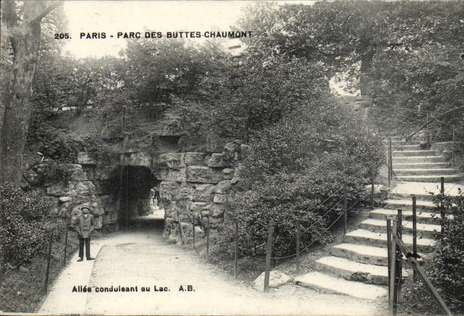 Paris CPA Buttes chaumont