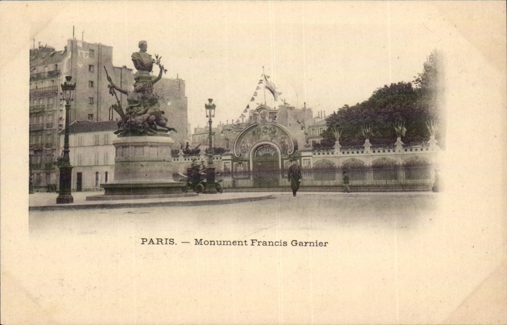 Paris CPA Monument Francis Garnier