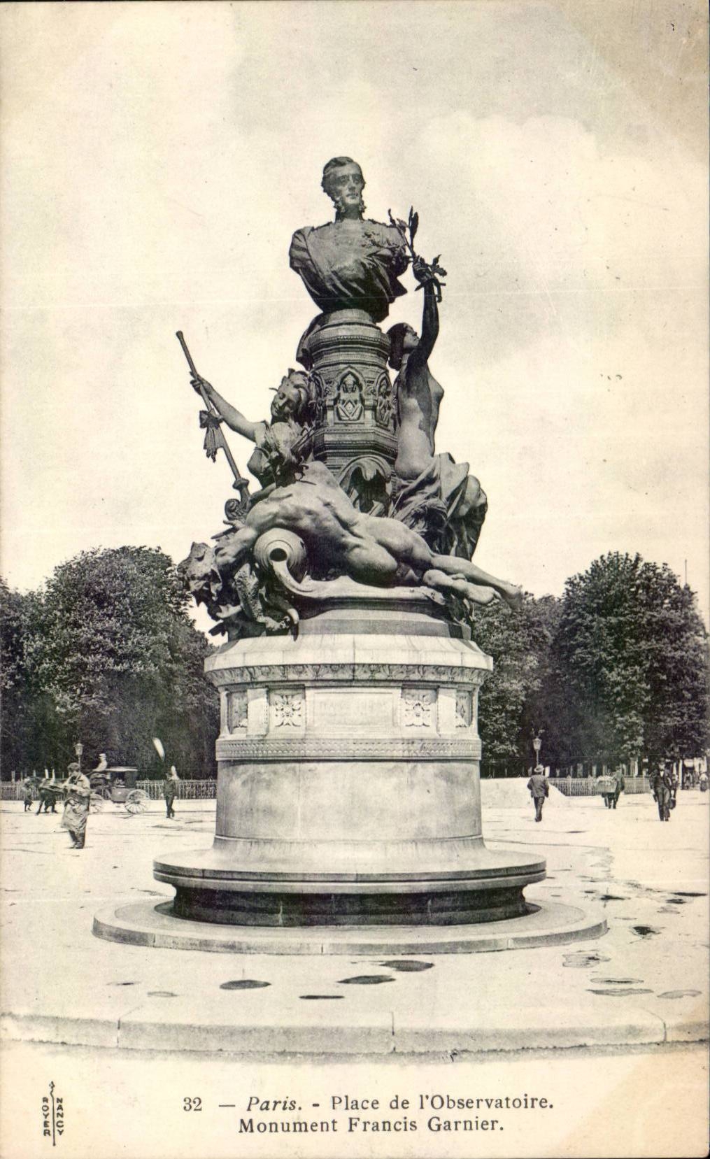 Paris CPA Place de l'observatoire Monument Francis Garnier
