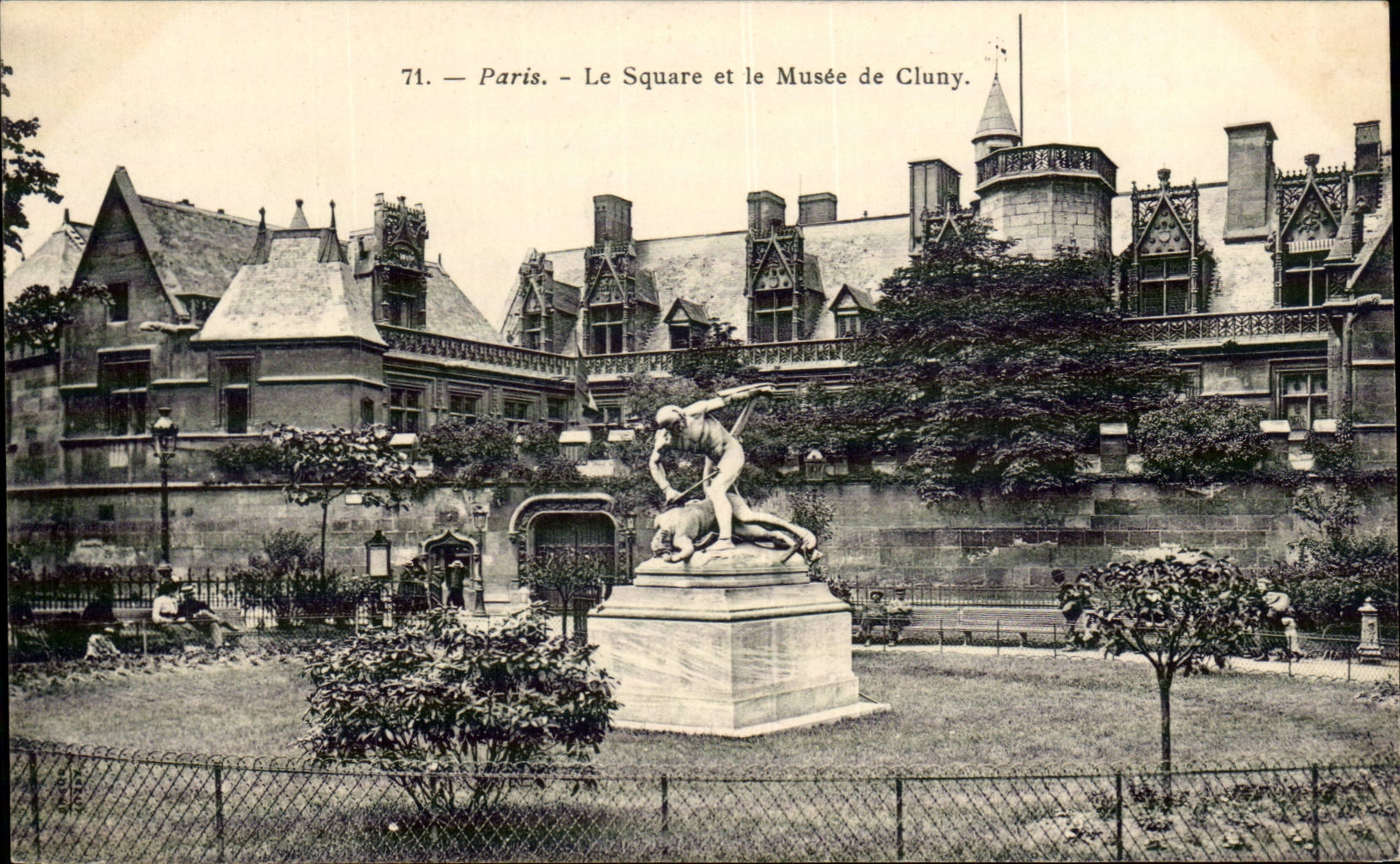 Paris CPA le square et le musee de Cluny