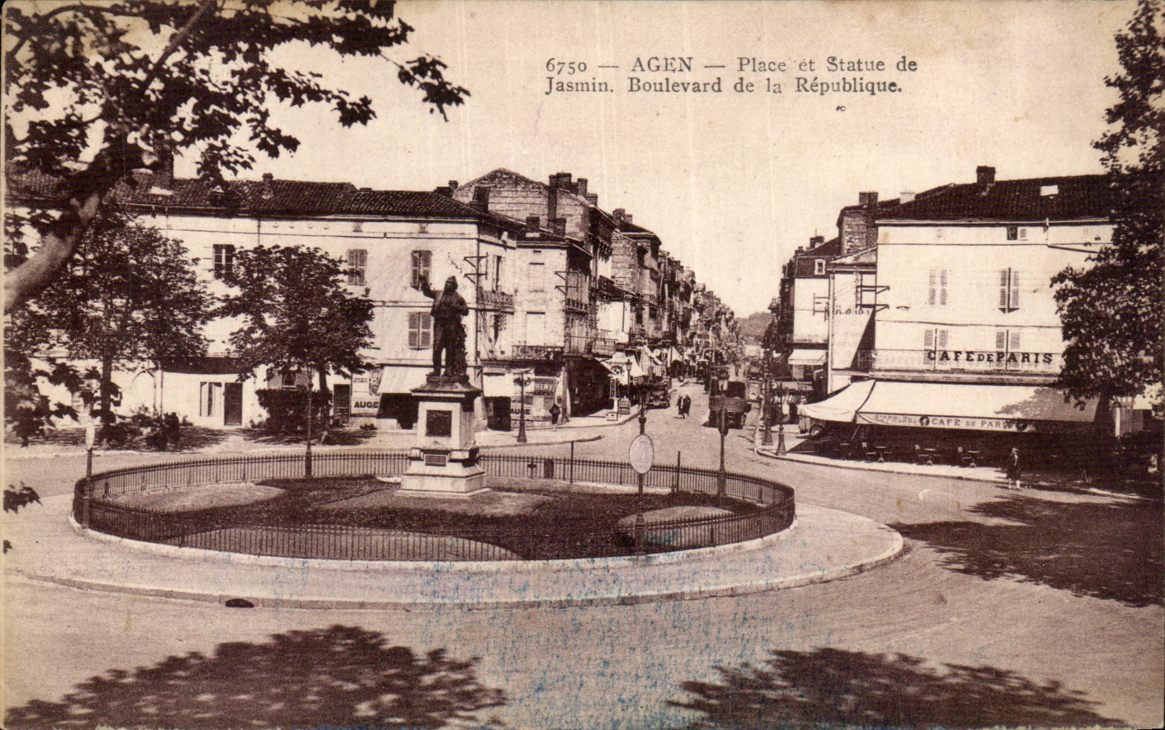 AGEN — Place et Statue de Jasmin, Boulevard de la République — Phototypie A.D.L.A. (Saint-Roch)