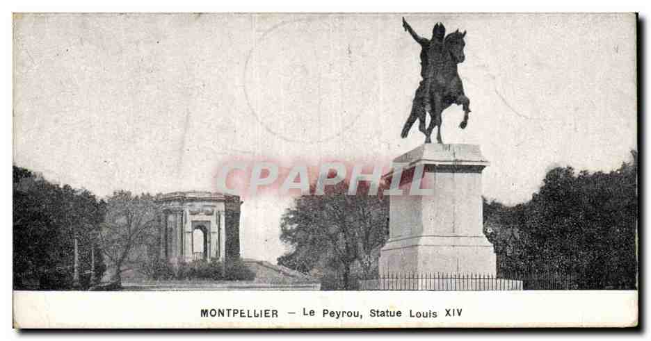CPA Montpellier Le Peyrou Statue de Louis XIV 