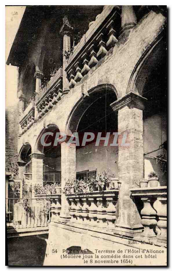 CPA Pezenas Terrasse de l'hotel d'Allonce (Moliere joua la comedie dans cet hotel le 8 novembre 1654)