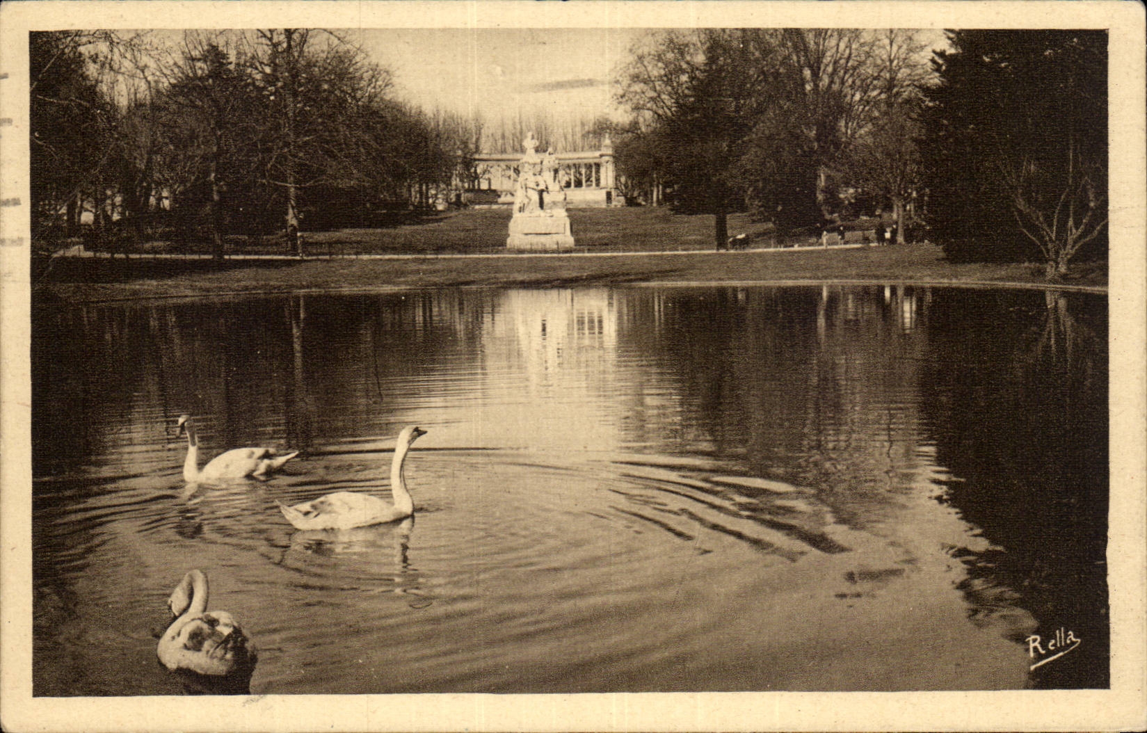 Jardin d'Auguste-Comte — Memorial To The Dead — Montpellier — publisher Rella