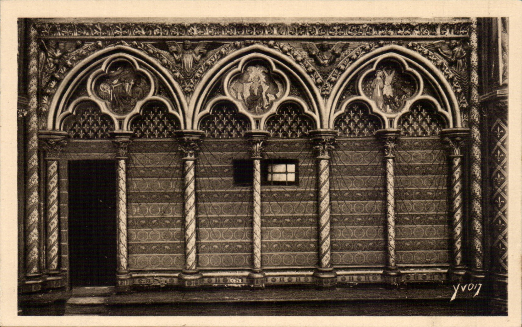 Paris CPA Interieur de la Sainte Chapelle Oratoire de Louis XI 