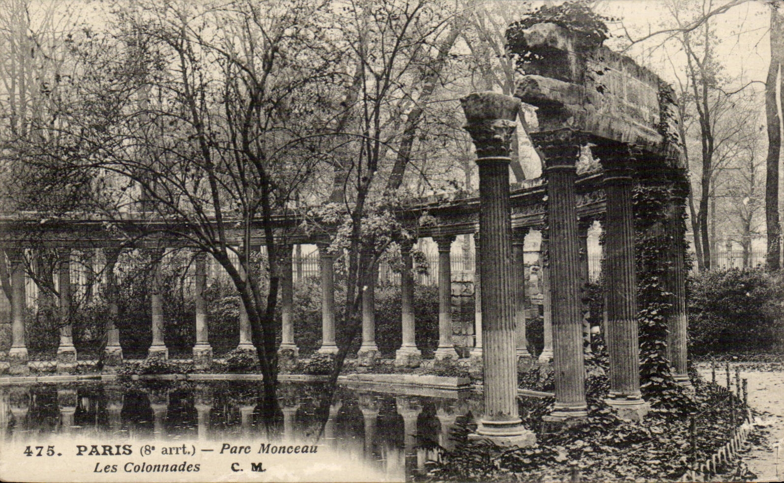 Paris CPA Parc Monceau Les colonnades