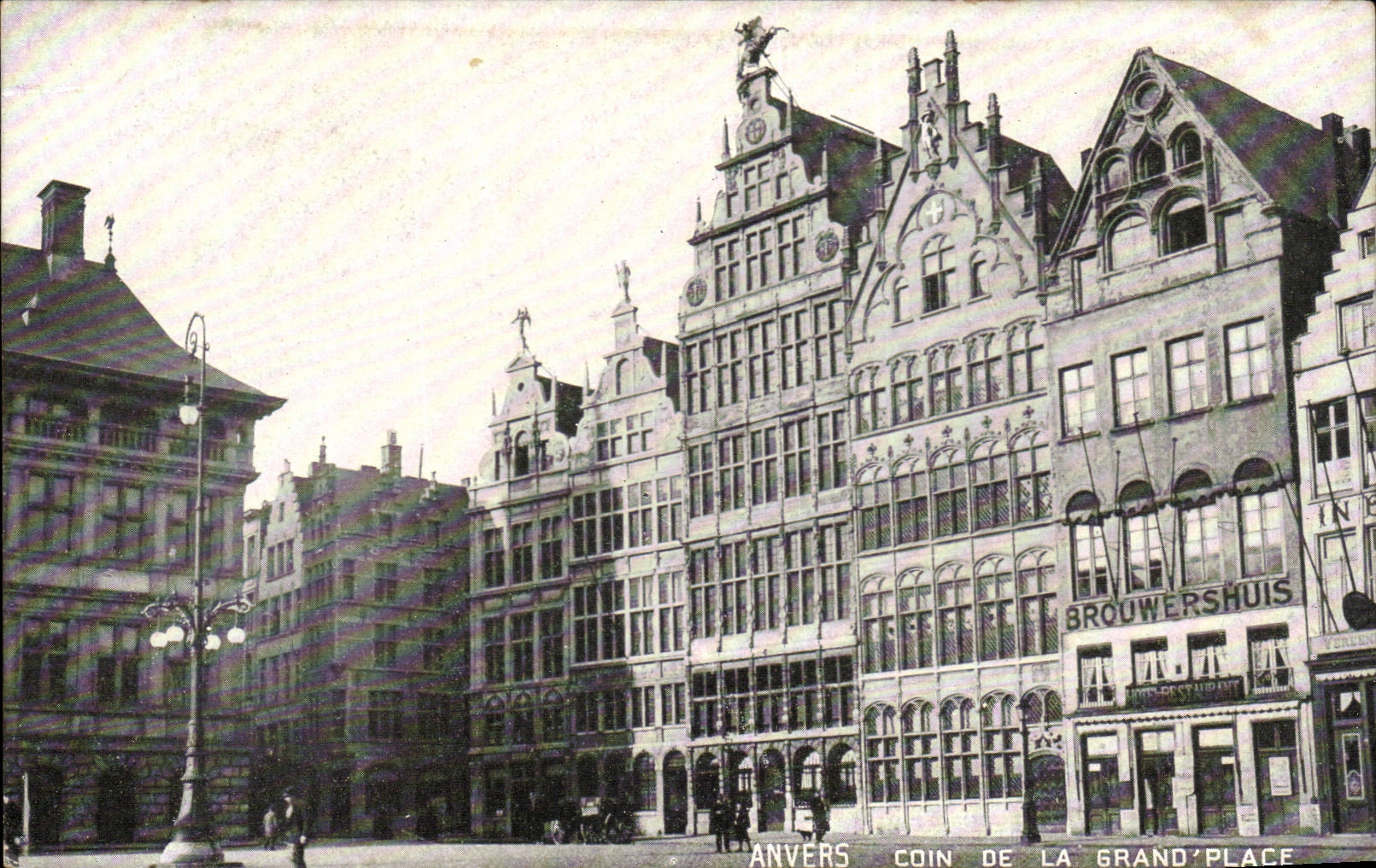 CPA Anvers Coin de la grand place