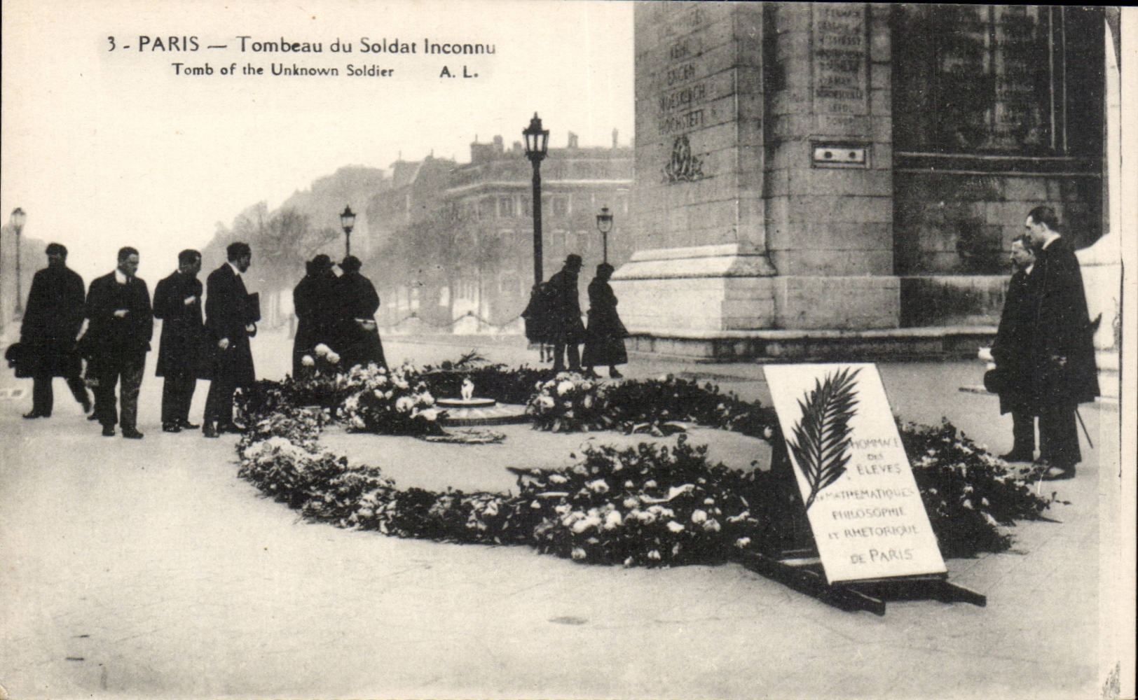 Paris CPA Tombeau du soldat inconnu