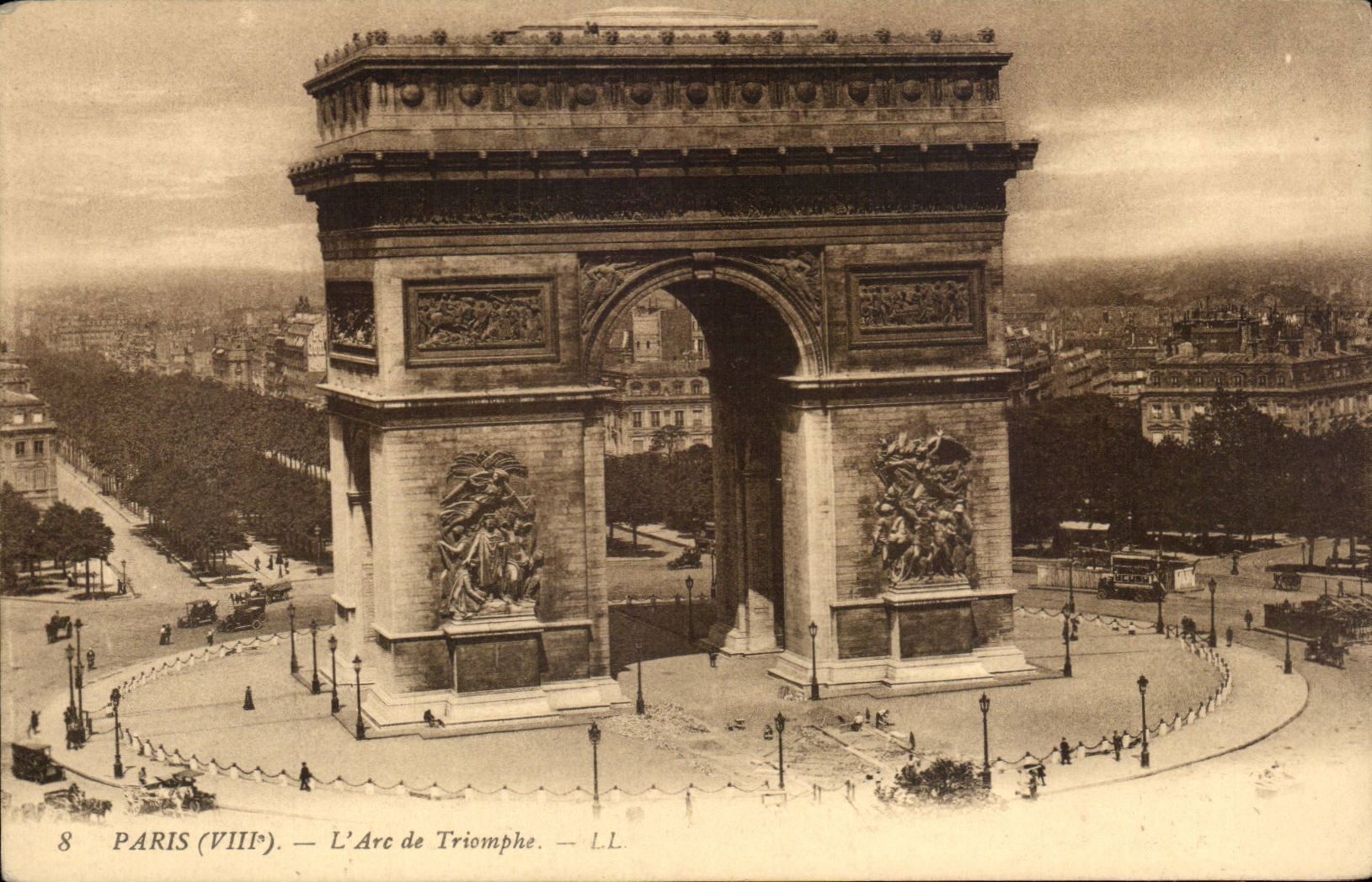 Paris - 8 - L'Arc de Triomphe - CPA 