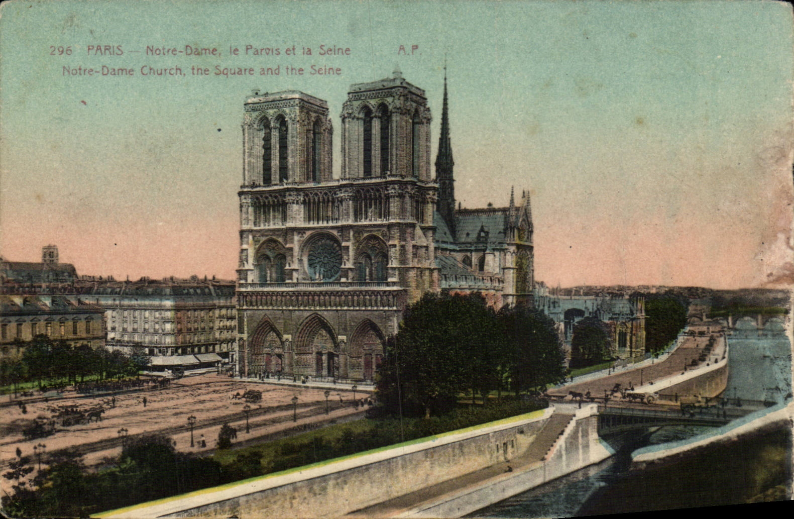 Paris - 4 - Notre Dame - Le Parvis - La Seine 