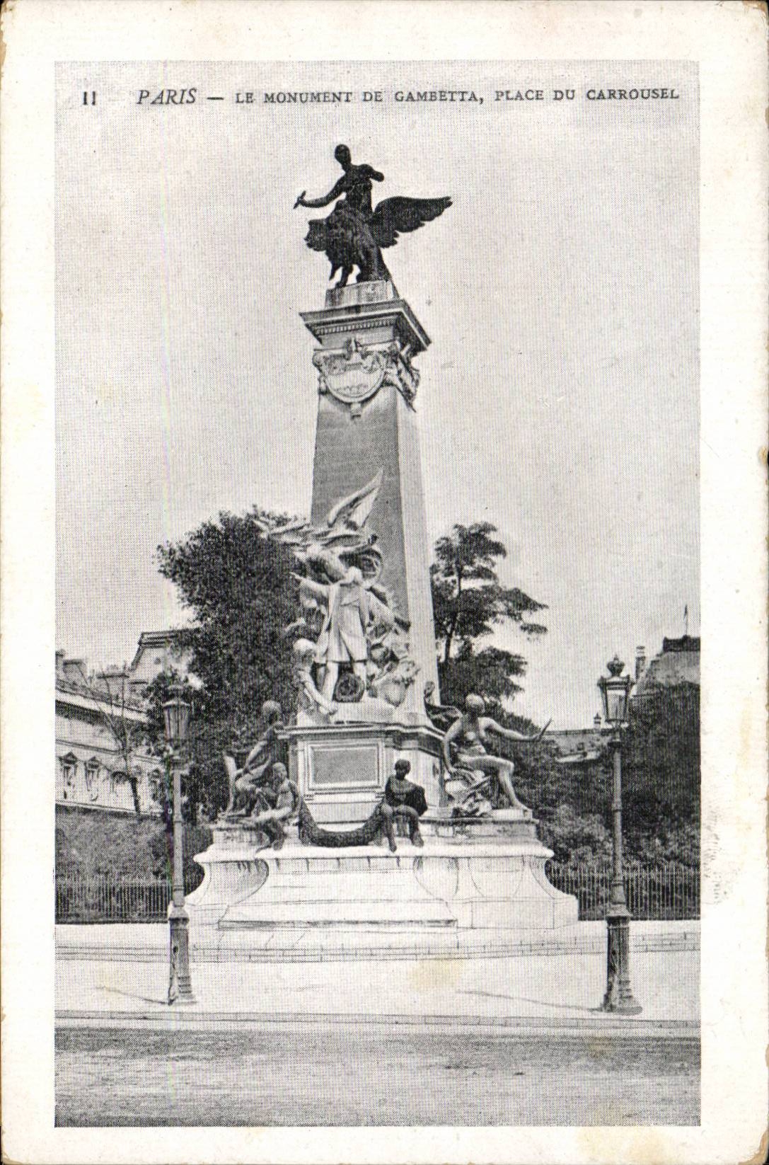 Paris - 1 - Le Monument Gambetta - CPA 
