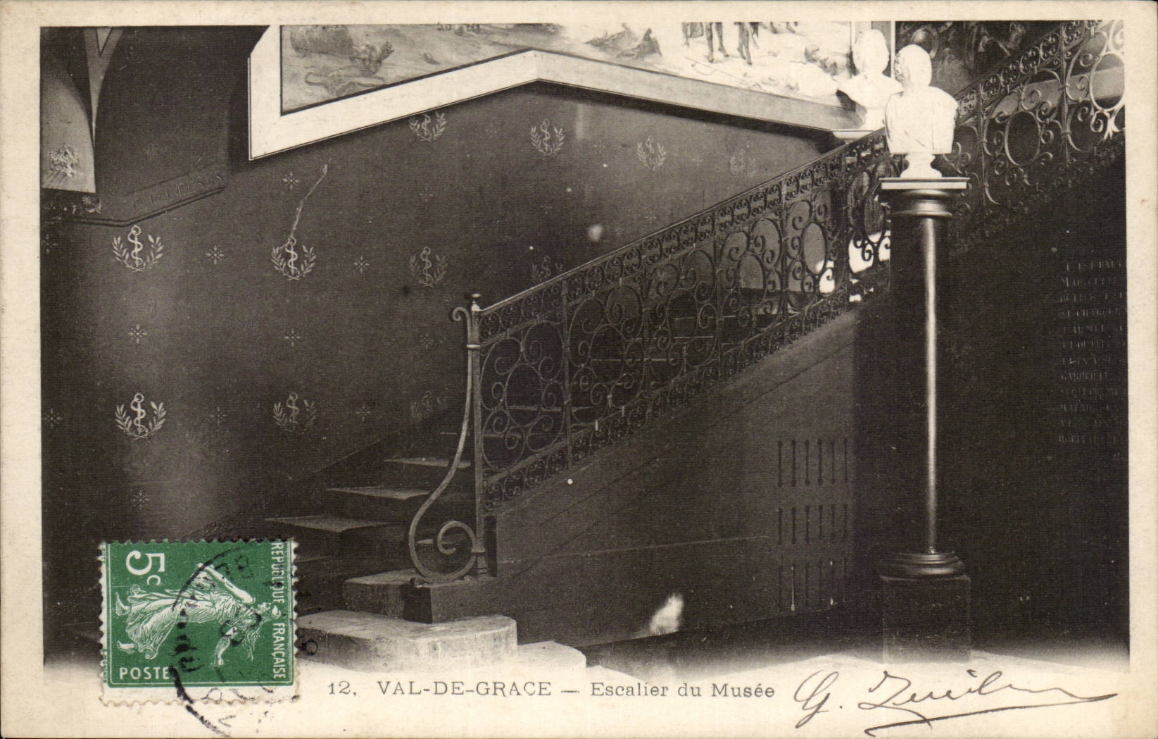 Paris - 5 - Val de Grace - Escalier du Musee - CPA 