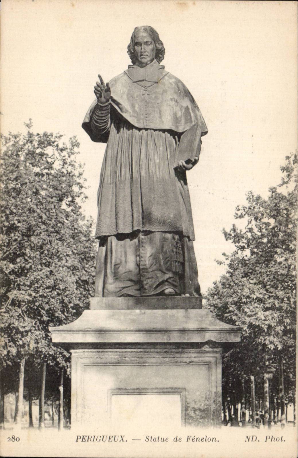 Périgueux — Statue von Fénélon — ND. Phot.