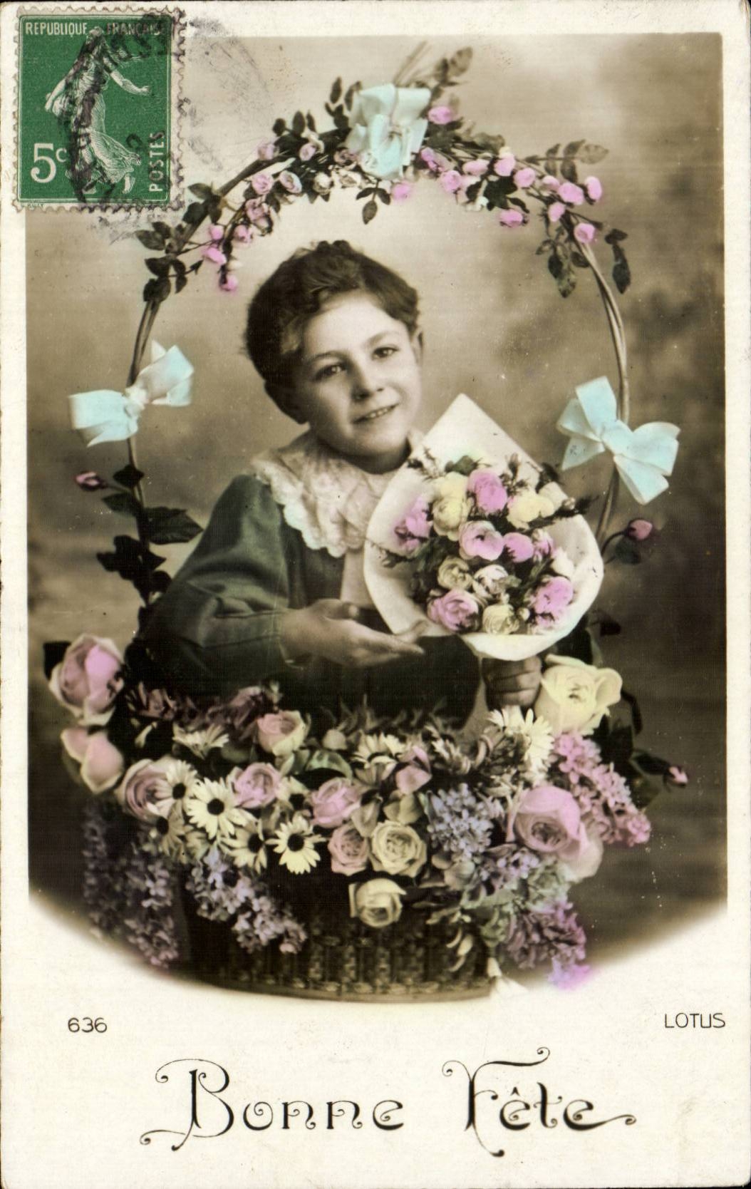 Fantaisie - Enfant - Bonne Fete - Little boy surrounded by flowers - CPA 