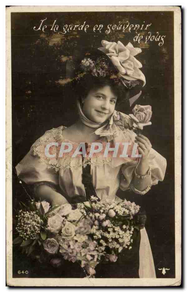 Fantaisie - Femme - Je la garde en souvenir de vous - woamn in extravagent hat CPA 