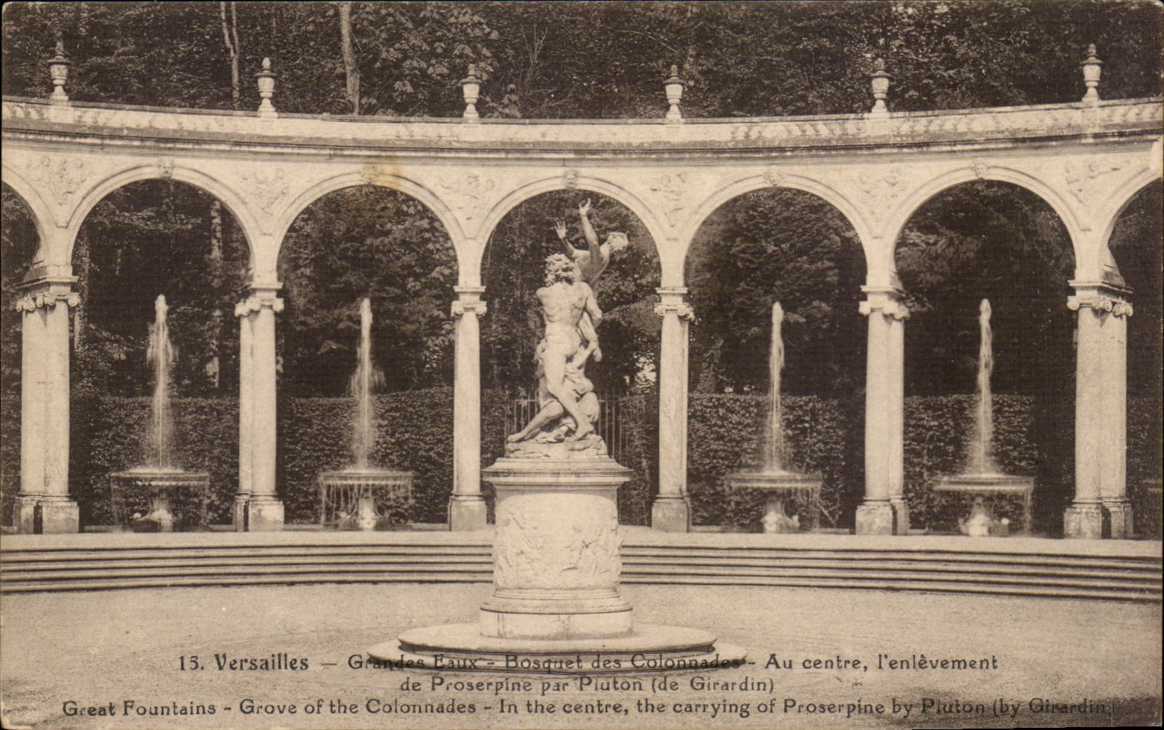Versailles - Grandes Eaux - Au Centre - L'Enlevement - CPA 