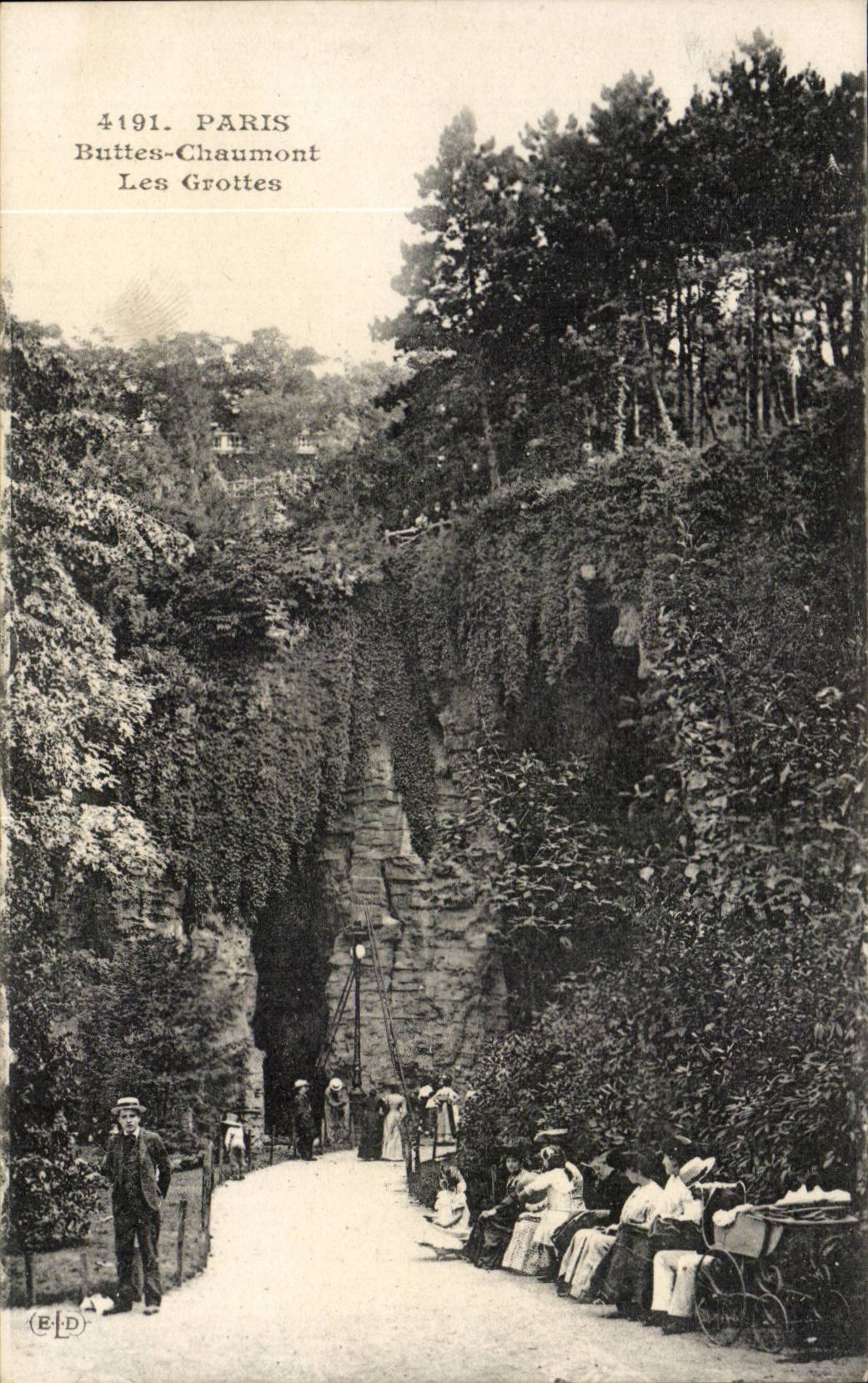 Paris - 19 - Buttes Chaumont - Les Grottes - CPA 